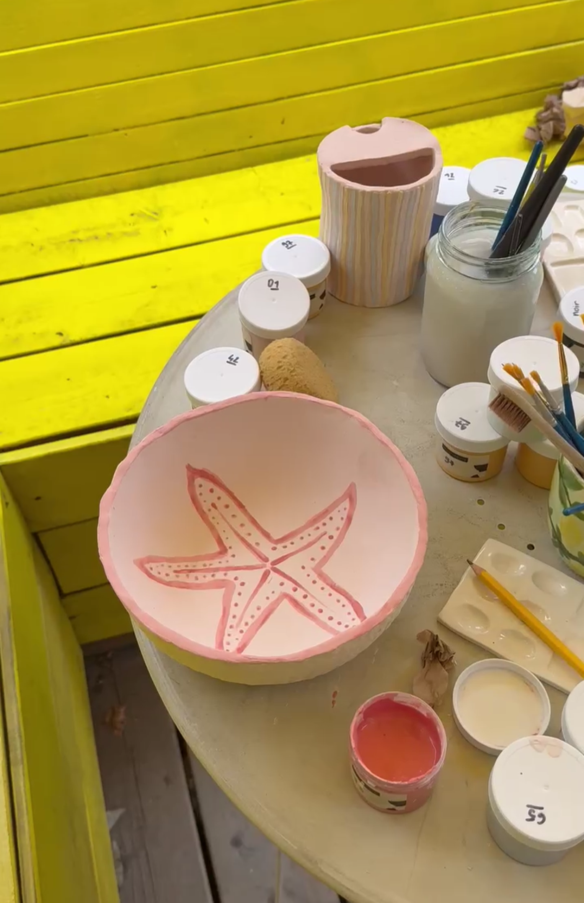 Introduction to handbuilding + Paint your creations at the cafe
