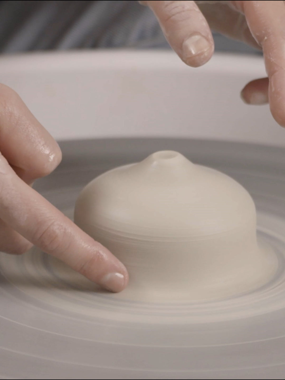 Cours de poterie en ligne : Les bases du tournage