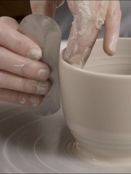 Cours de poterie en ligne : Les bases du tournage