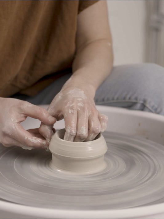 Cours de poterie en ligne : Les bases du tournage