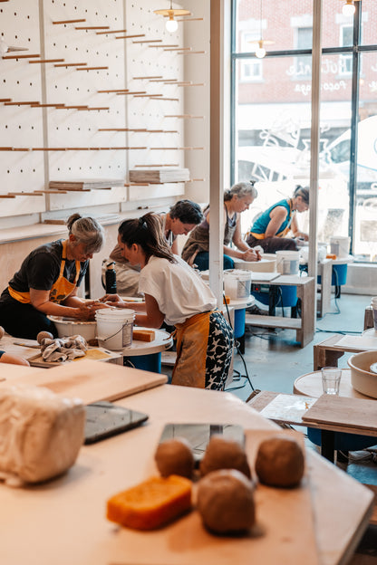 Session de cours de poterie de 8 semaines - multi-niveaux